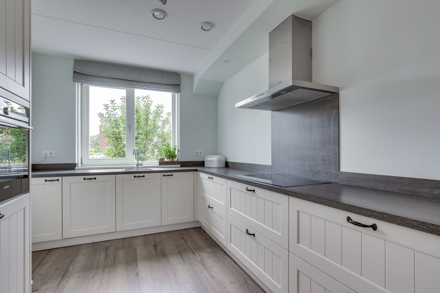 Photo 4 of Catharina van Beekstraat 14