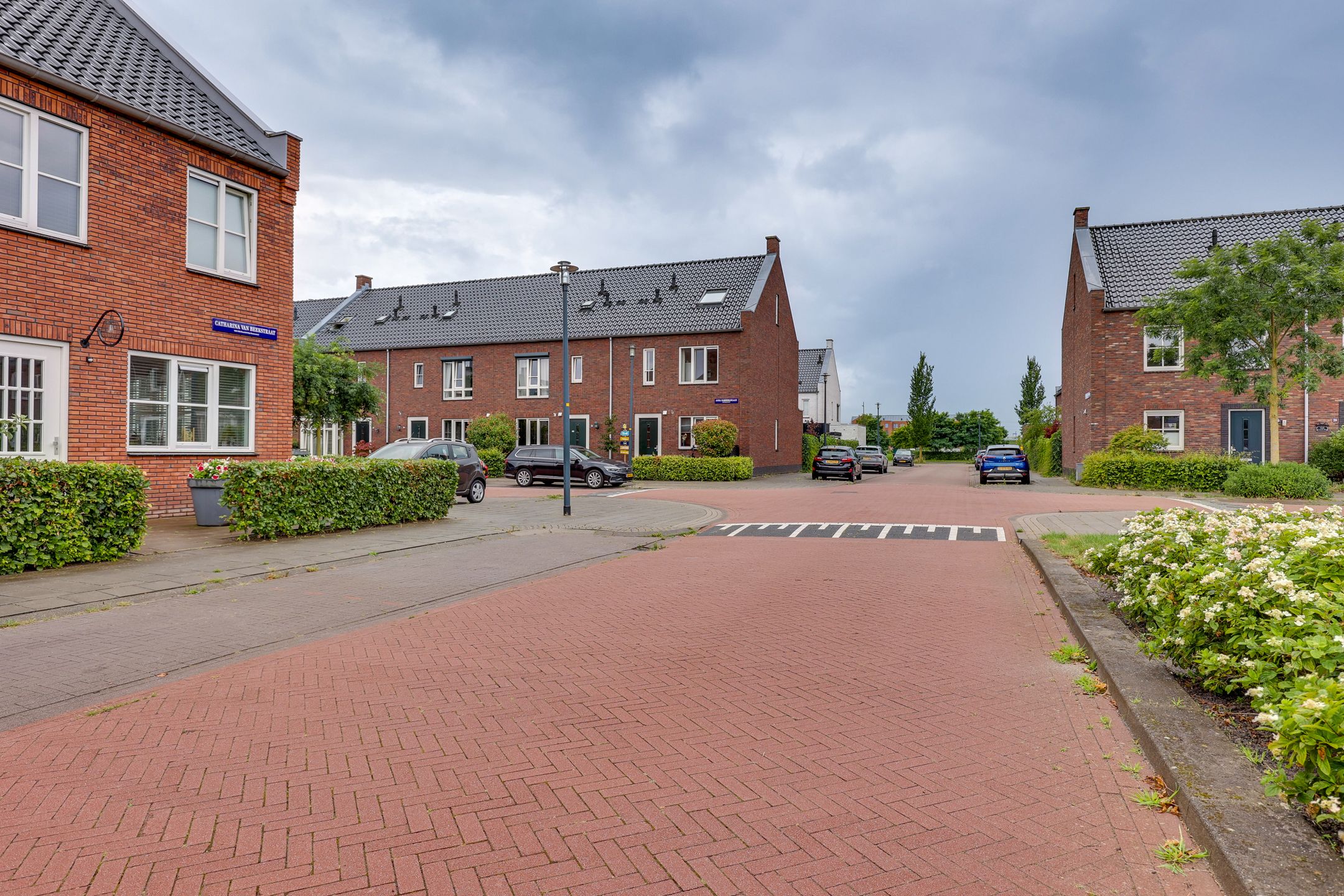 Photo 12 of Catharina van Beekstraat 14