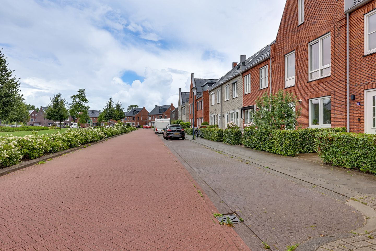 Photo 14 of Catharina van Beekstraat 14