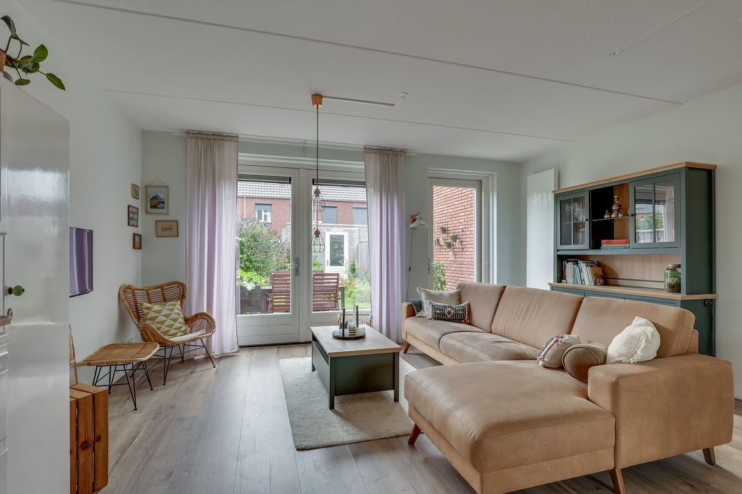 Photo 22 of Catharina van Beekstraat 14