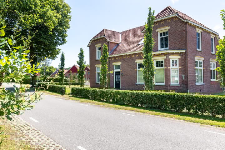 Photo 32 of Misterweg 207