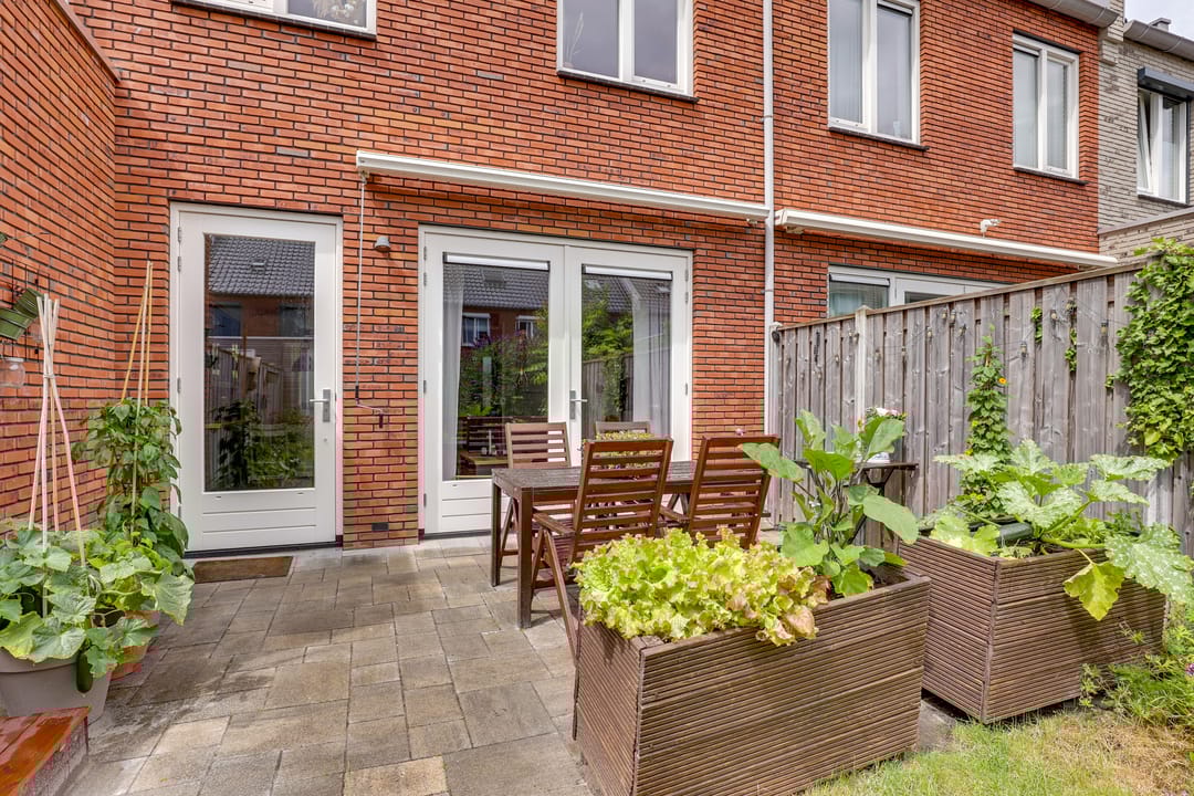 Photo 32 of Catharina van Beekstraat 14