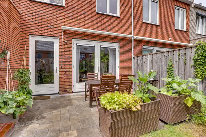 Foto 32 van Catharina van Beekstraat 14