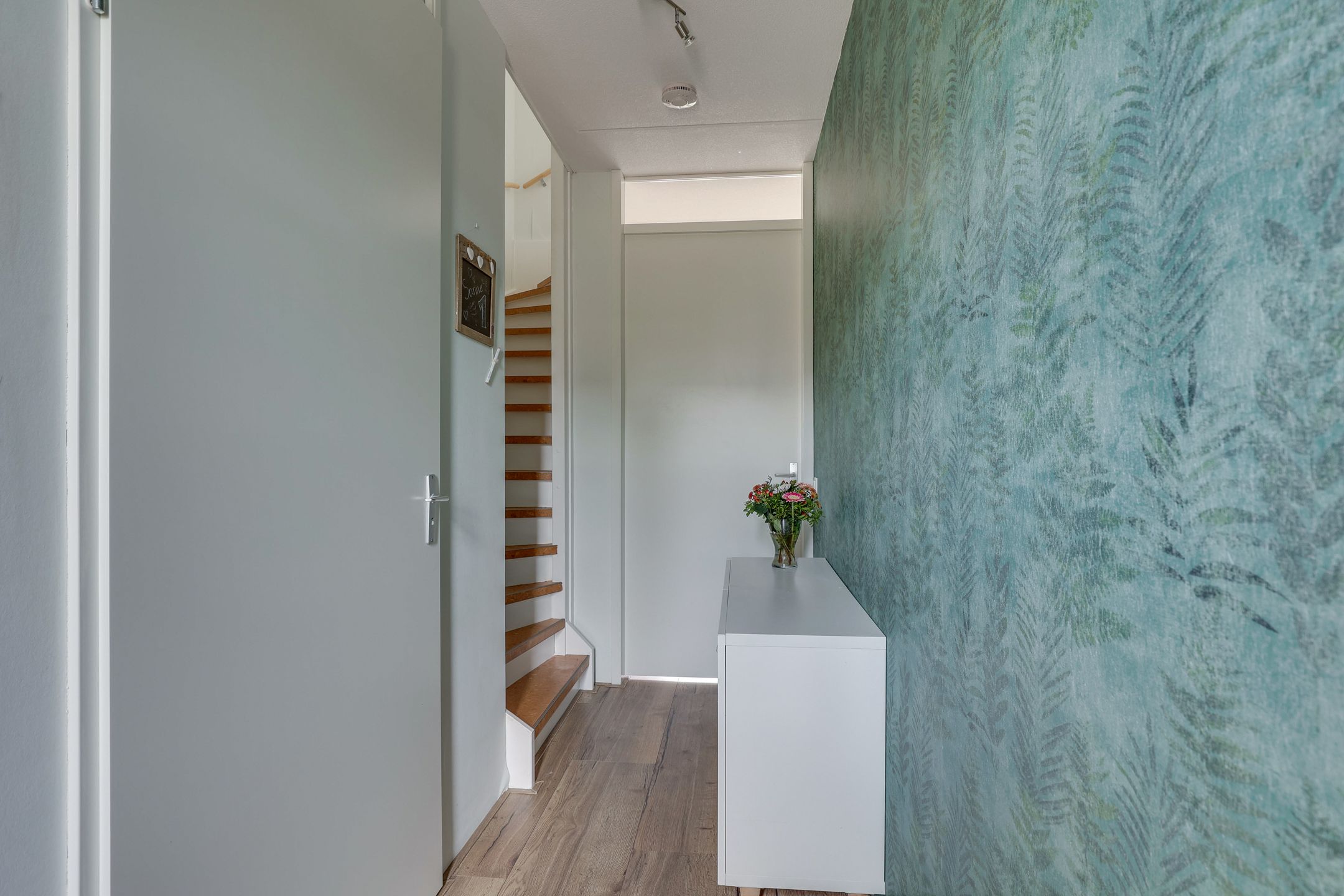 Photo 33 of Catharina van Beekstraat 14