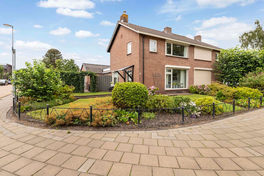 Photo 1 of Clematisstraat 4