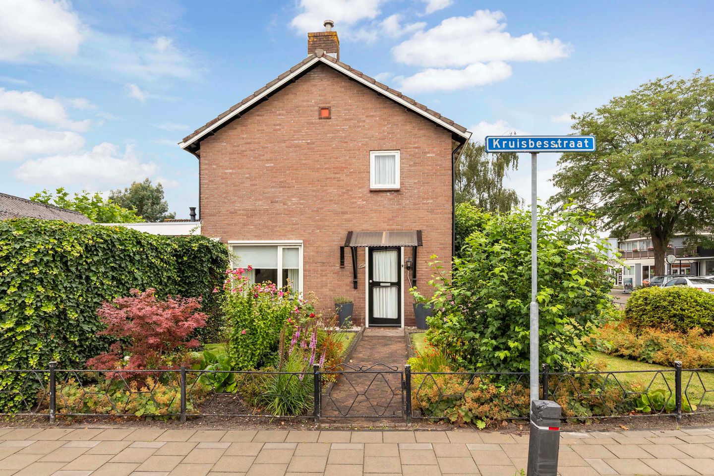 Photo 4 of Clematisstraat 4