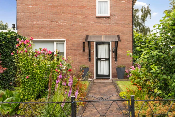 Photo 5 of Clematisstraat 4