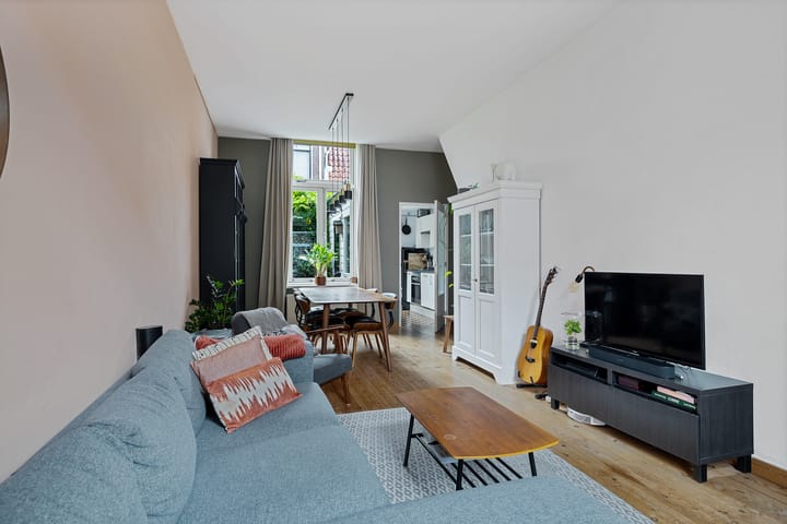 Foto 4 van Riouwstraat 11