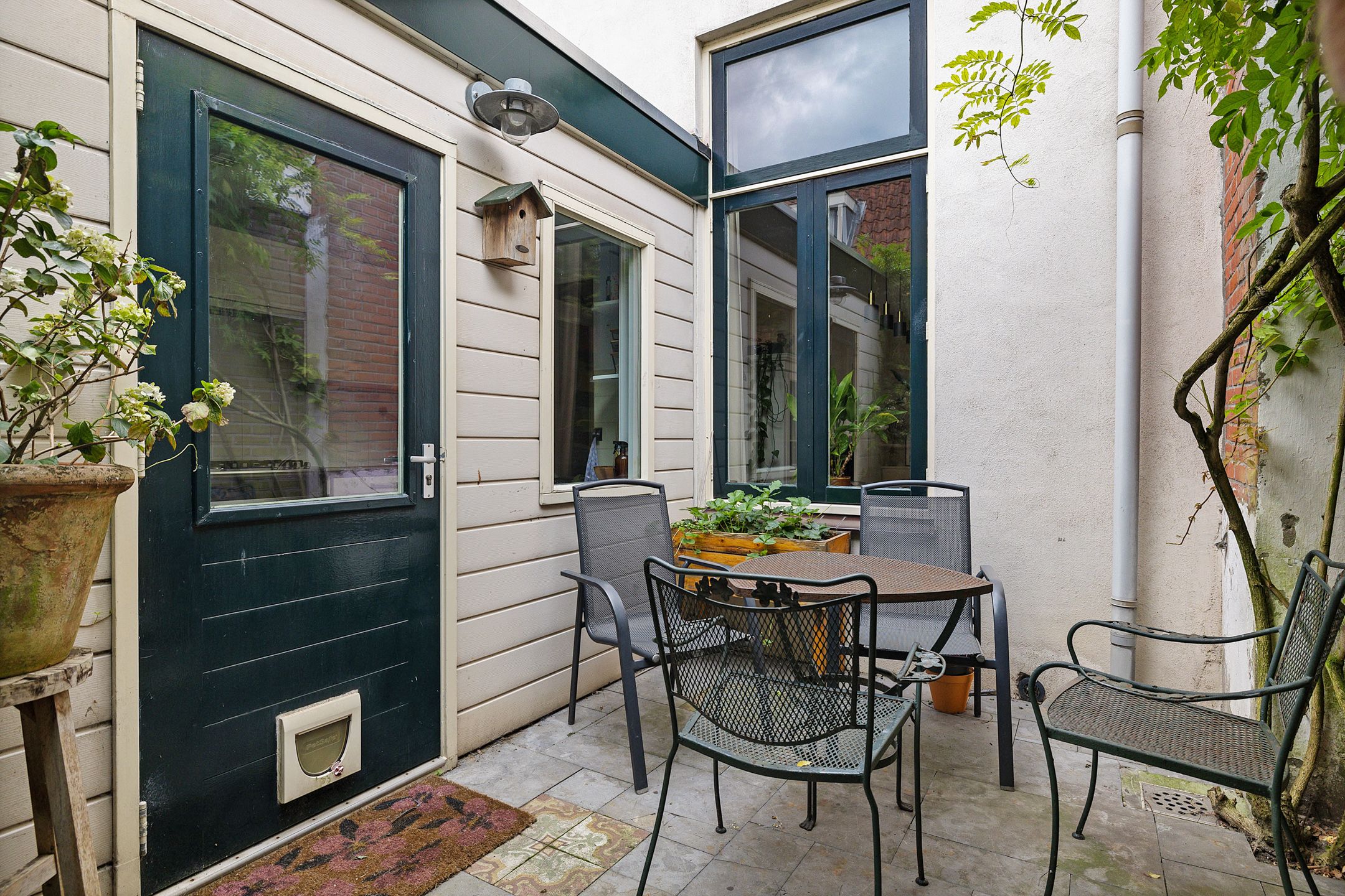 Foto 9 van Riouwstraat 11