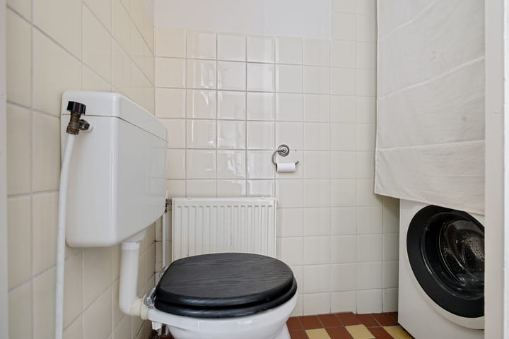 Foto 10 van Riouwstraat 11