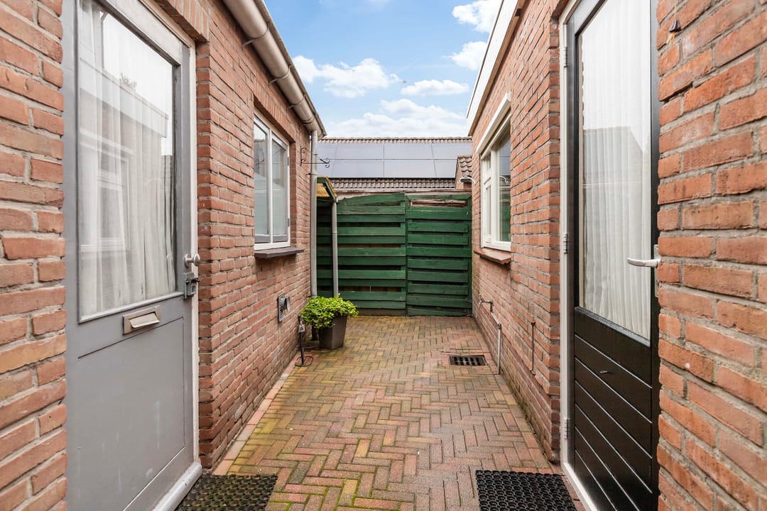 Photo 28 of Clematisstraat 4