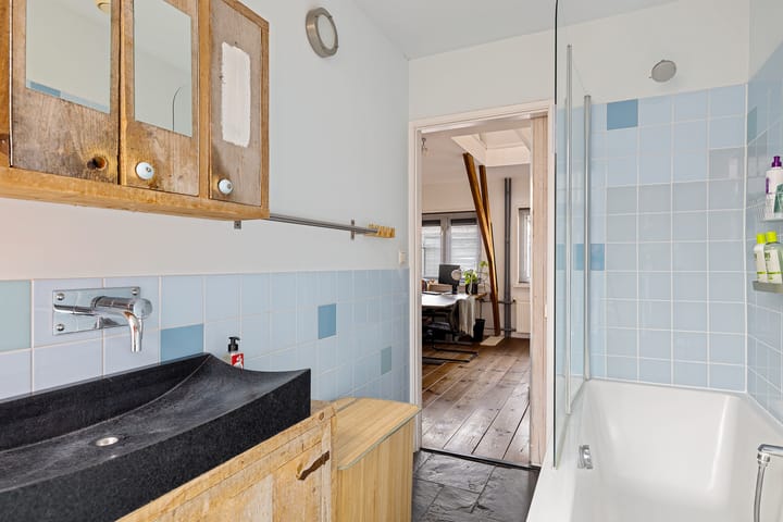 Foto 23 van Riouwstraat 11