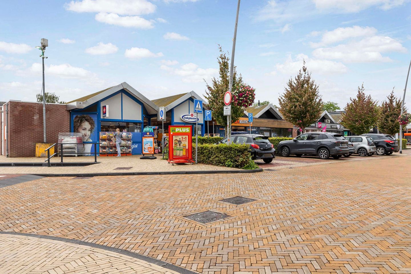 Photo 35 of Clematisstraat 4