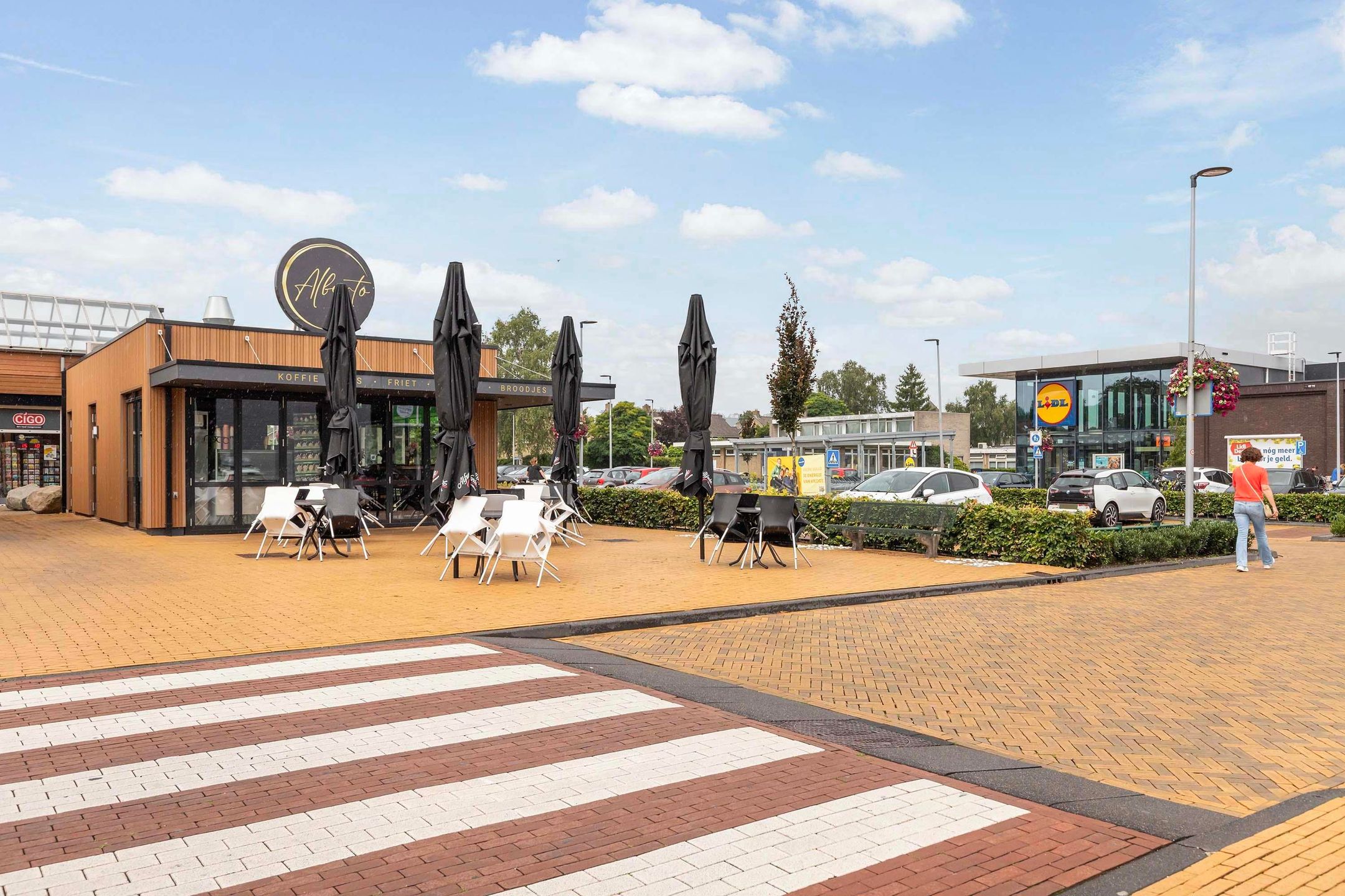 Photo 36 of Clematisstraat 4