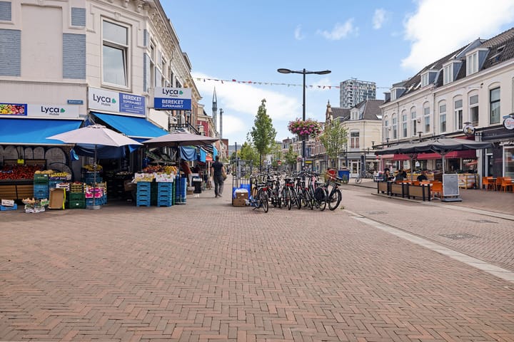 Foto 33 van Riouwstraat 11