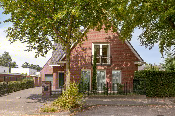 Foto 55 van Floreffestraat 2-A