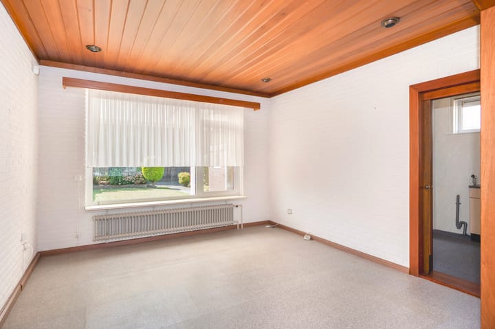 Foto 22 van Burg. Schmitzstraat 9