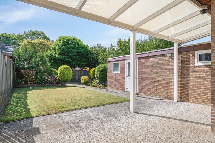 Foto 24 van Burg. Schmitzstraat 9