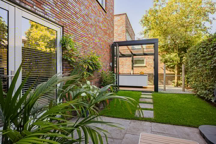 Foto 17 van Redoute 14