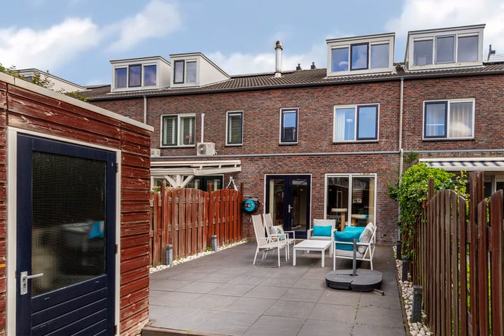 Photo 4 of Wim Sonneveldplein 33