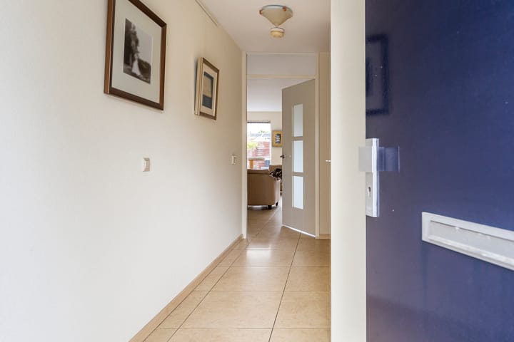 Photo 5 of Wim Sonneveldplein 33