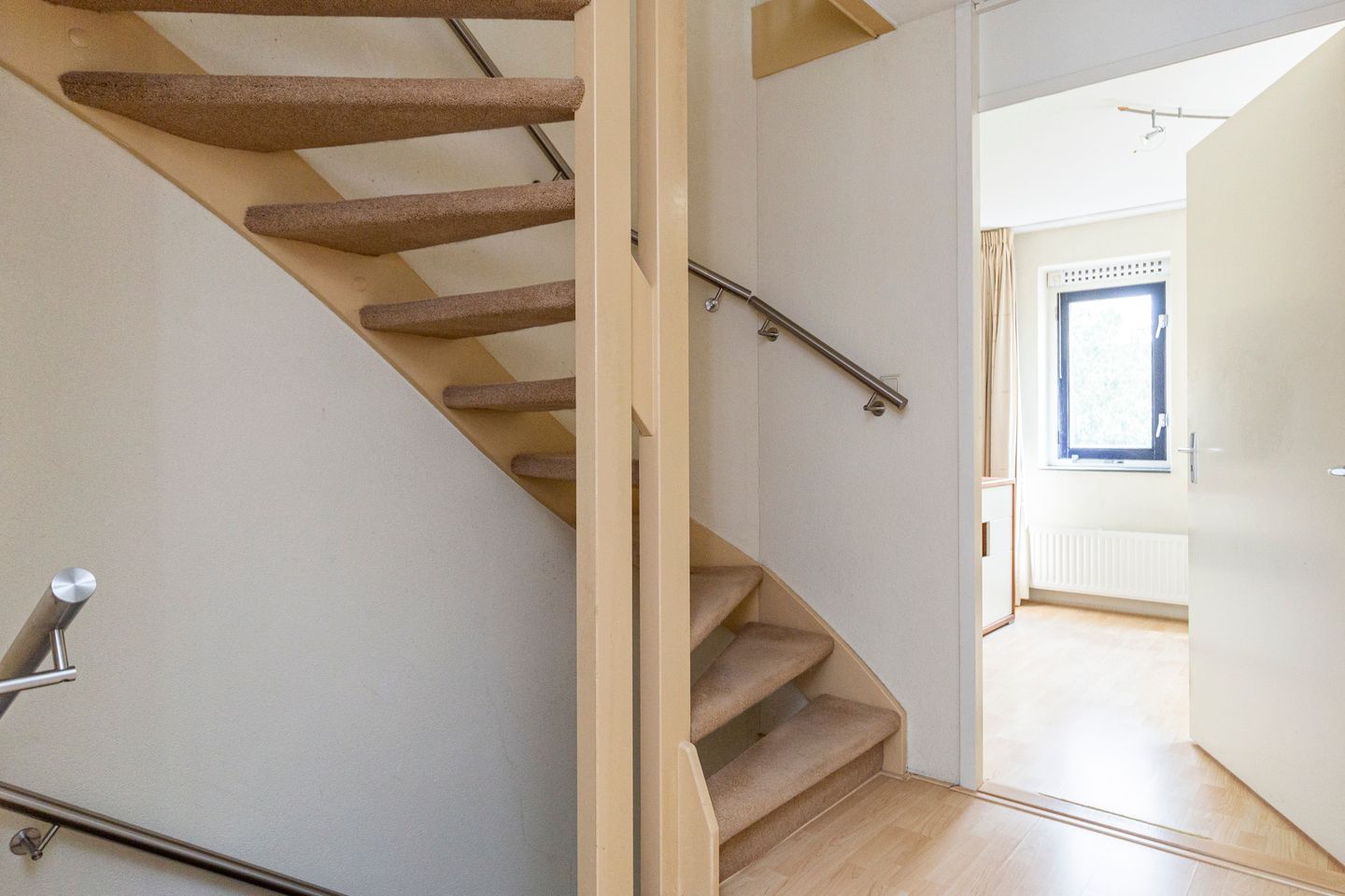 Foto 34 van Wim Sonneveldplein 33