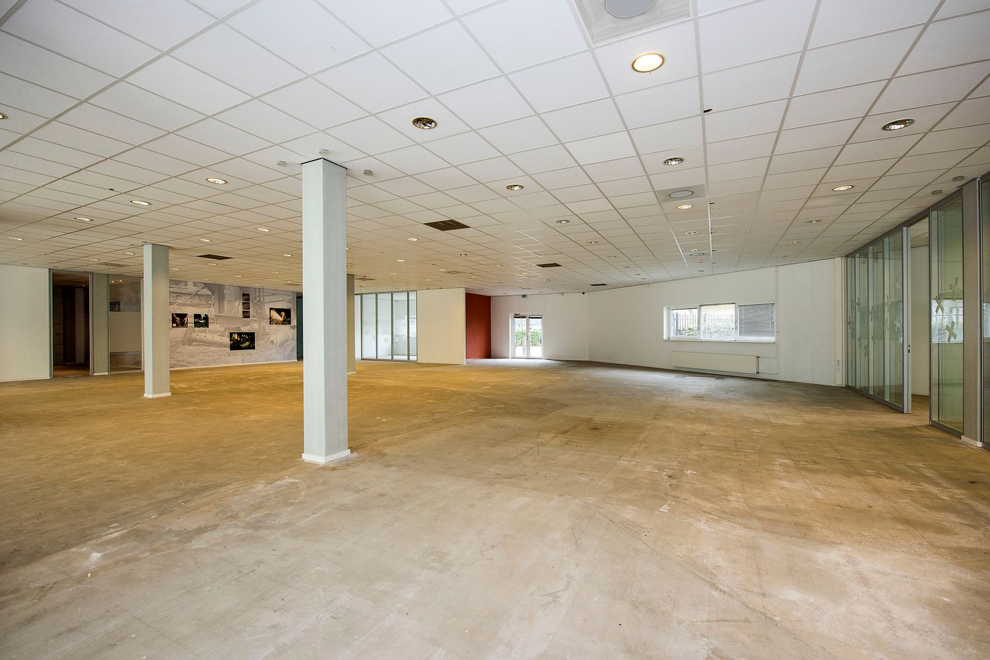 View photo 2 of Deldenerstraat 6-18