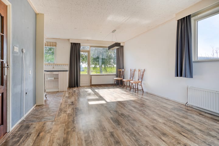 Photo 10 of Hoofdweg 31-B