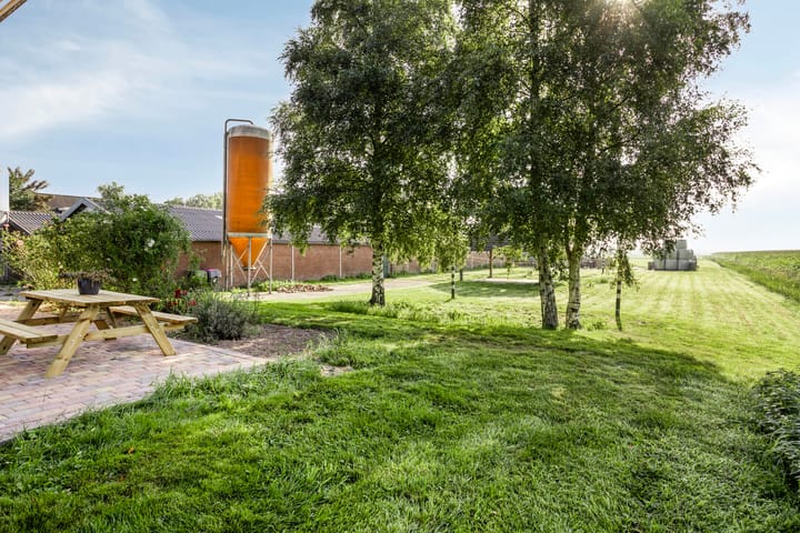 Photo 37 of Hoofdweg 31-B