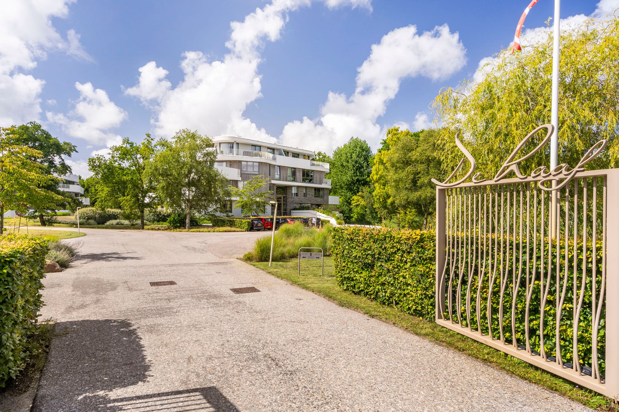 Foto 27 van Koninginneweg 33-C