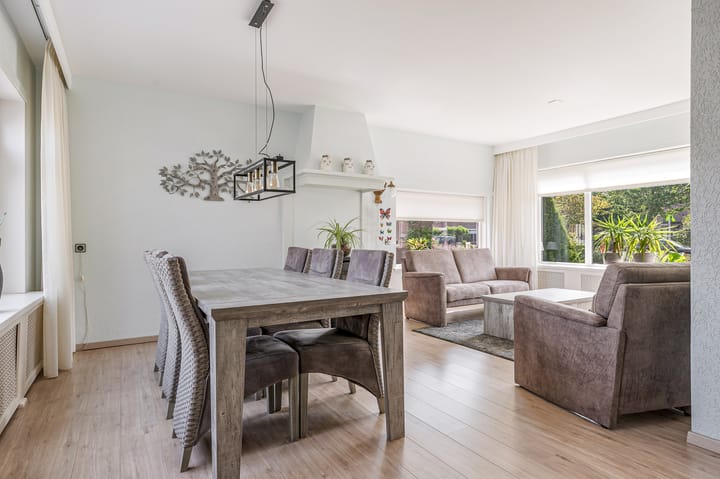 Foto 3 van Burgemeester Mensstraat 7