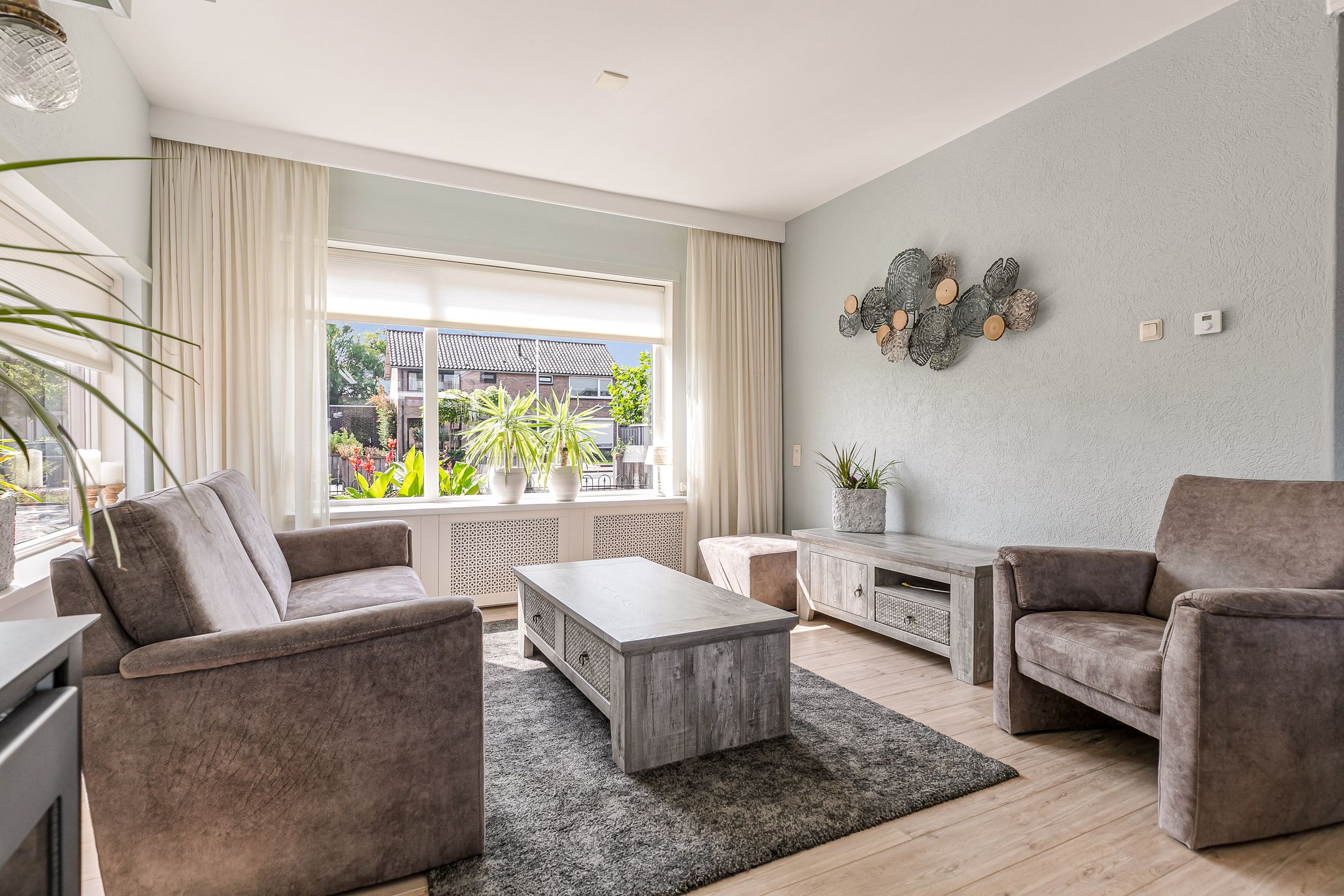 Photo 12 of Burgemeester Mensstraat 7