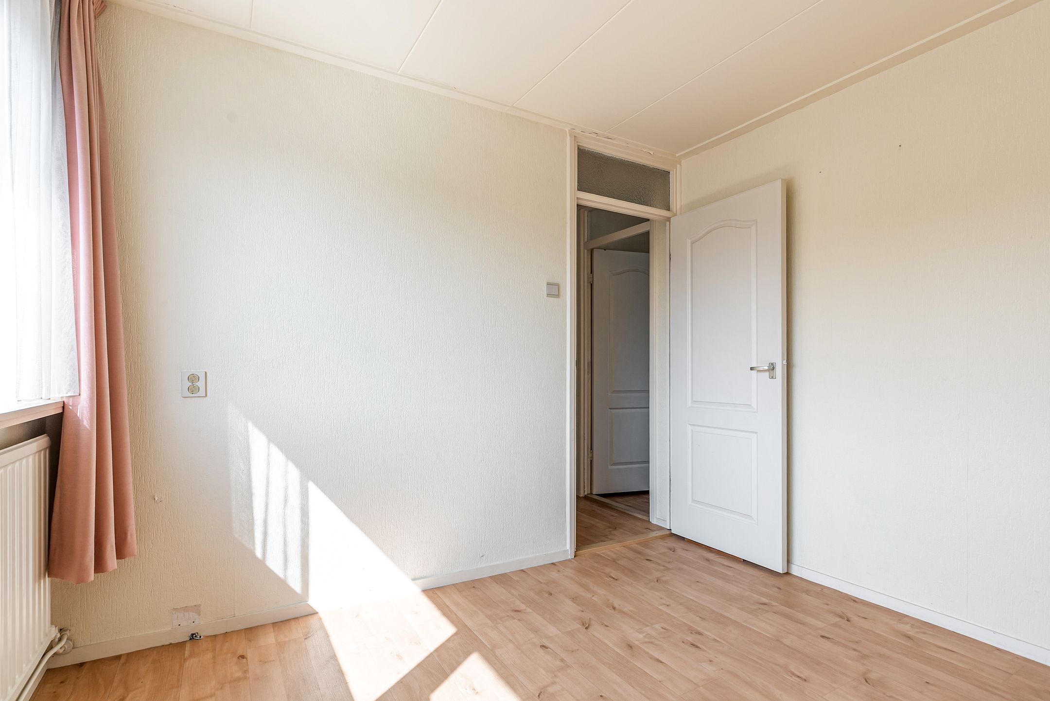 Photo 36 of Burgemeester Mensstraat 7