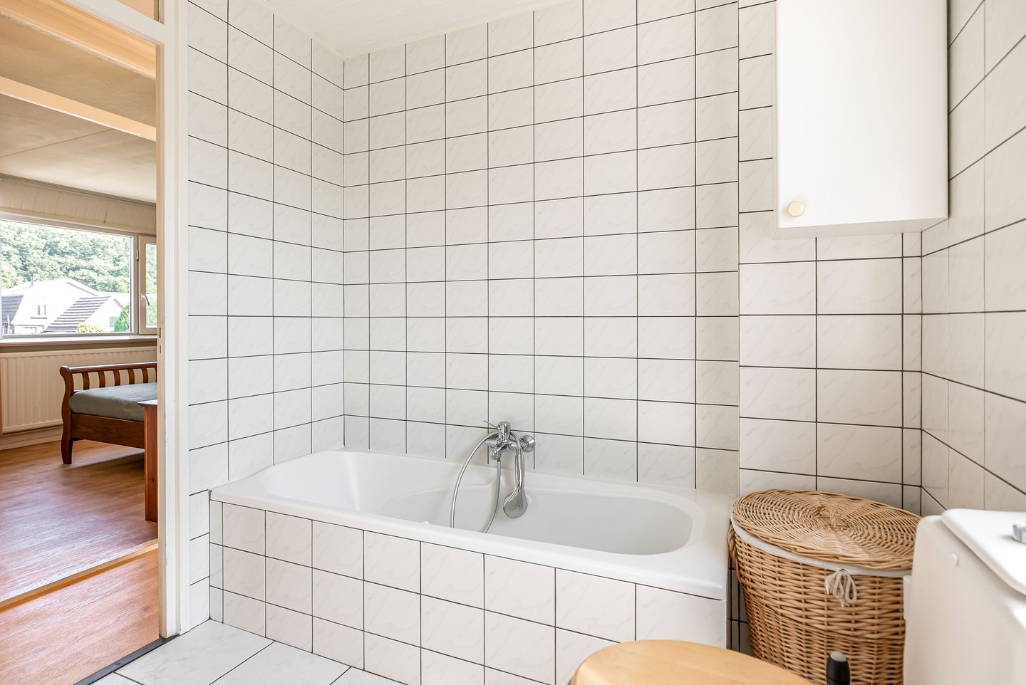 Photo 40 of Burgemeester Mensstraat 7