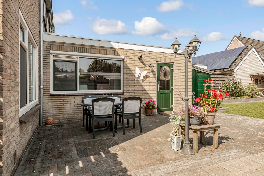 Photo 43 of Burgemeester Mensstraat 7