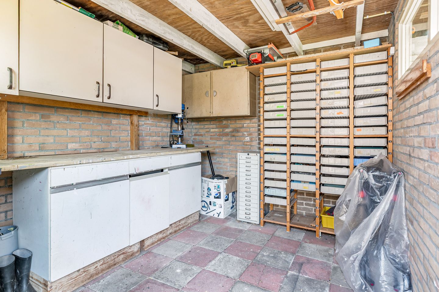 Photo 49 of Burgemeester Mensstraat 7