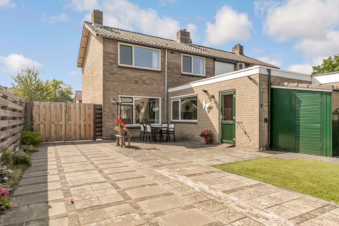 Photo 52 of Burgemeester Mensstraat 7