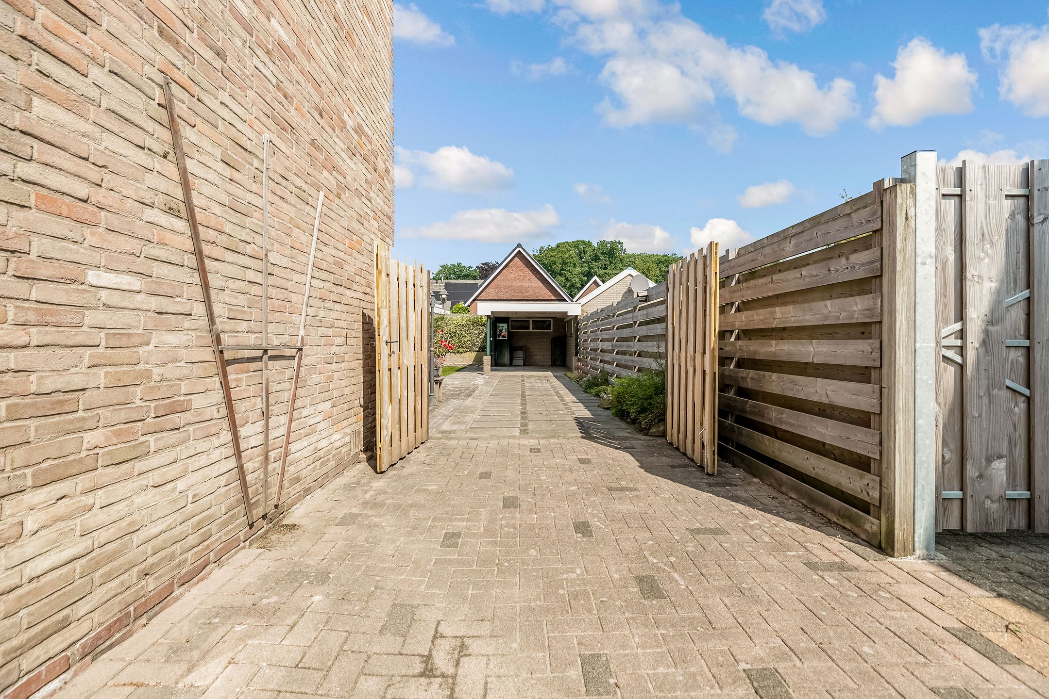 Photo 54 of Burgemeester Mensstraat 7