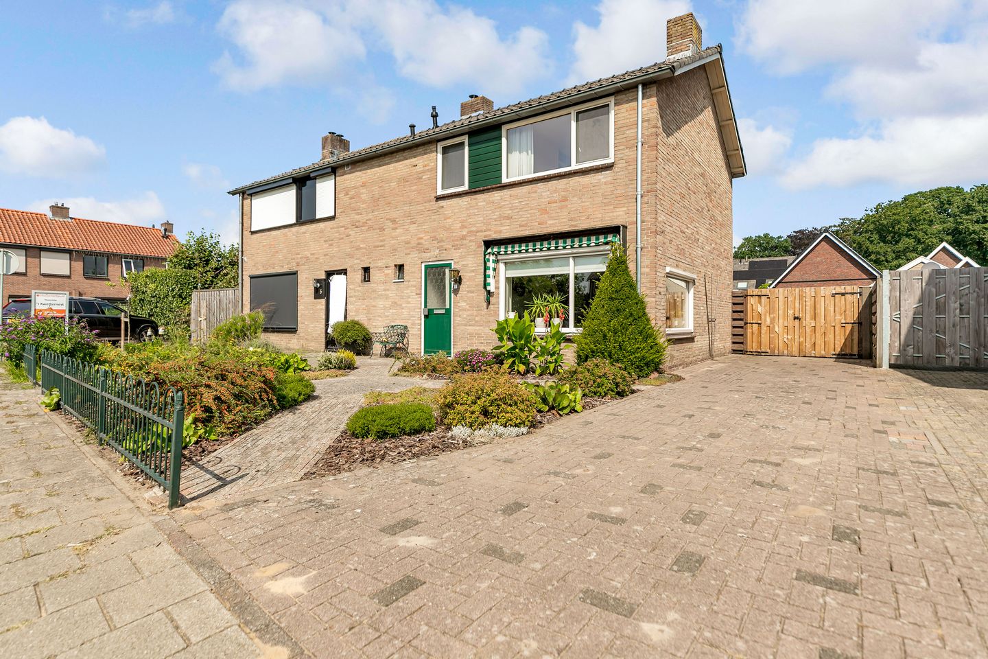 Photo 55 of Burgemeester Mensstraat 7