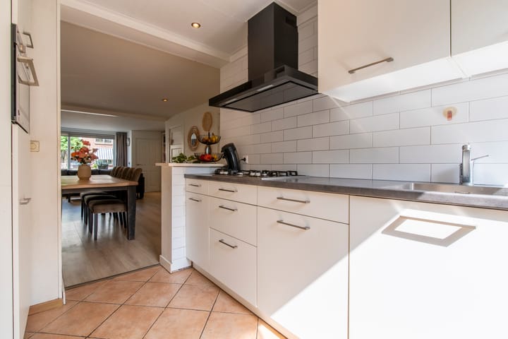 Foto 8 van Prins Bernhardlaan 198