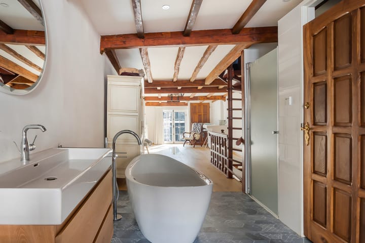 Photo 37 of Wijnstraat 174