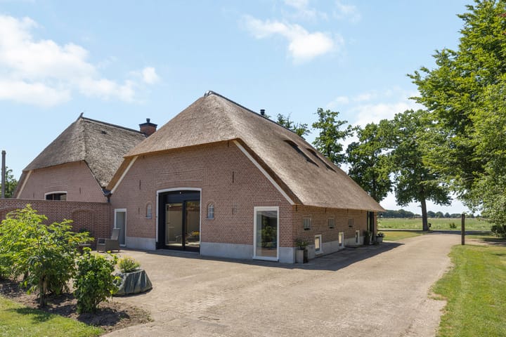 Photo 50 of Wechterholt 4-B