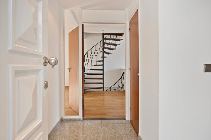 Foto 6 van Maconlaan 26