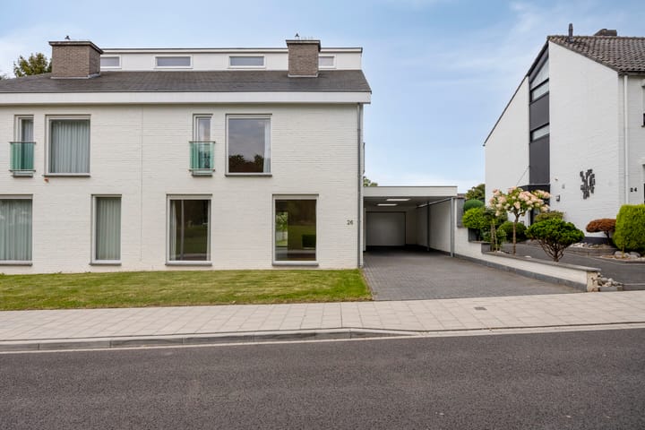 Foto 28 van Maconlaan 26