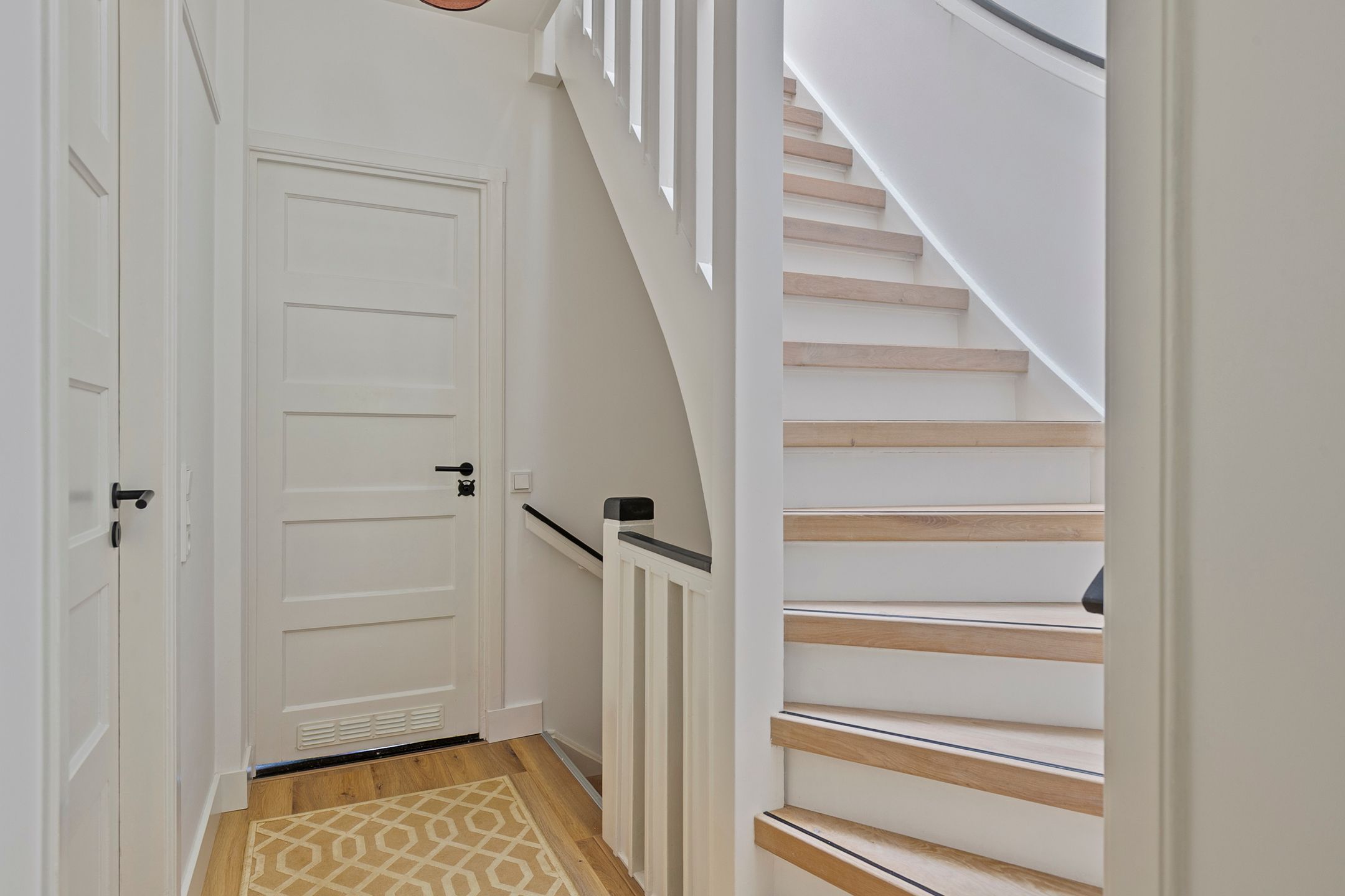 Foto 15 van Barend van Dorenweerdelaan 17