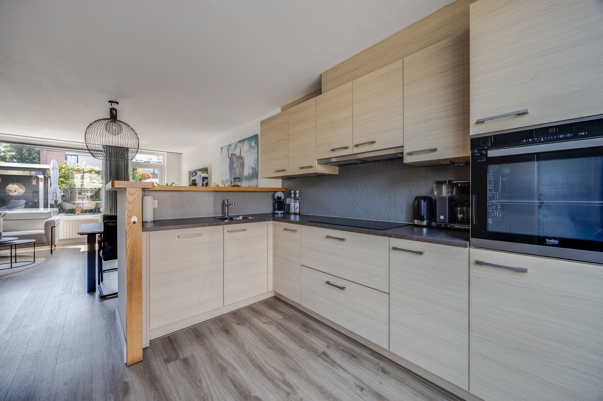 Foto 15 van Litas 12