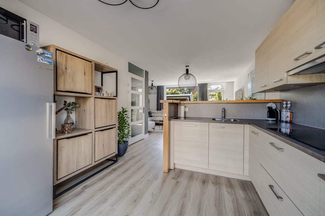 Foto 17 van Litas 12