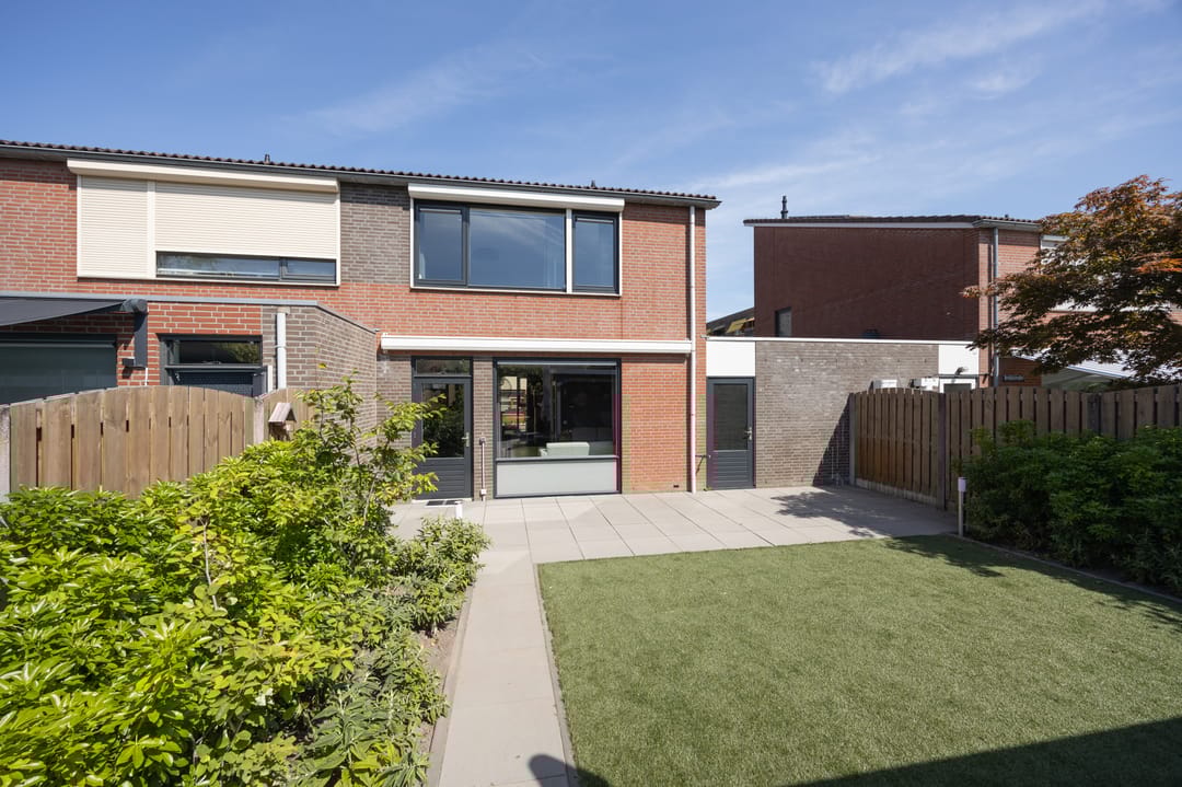 Foto 32 van Litas 12