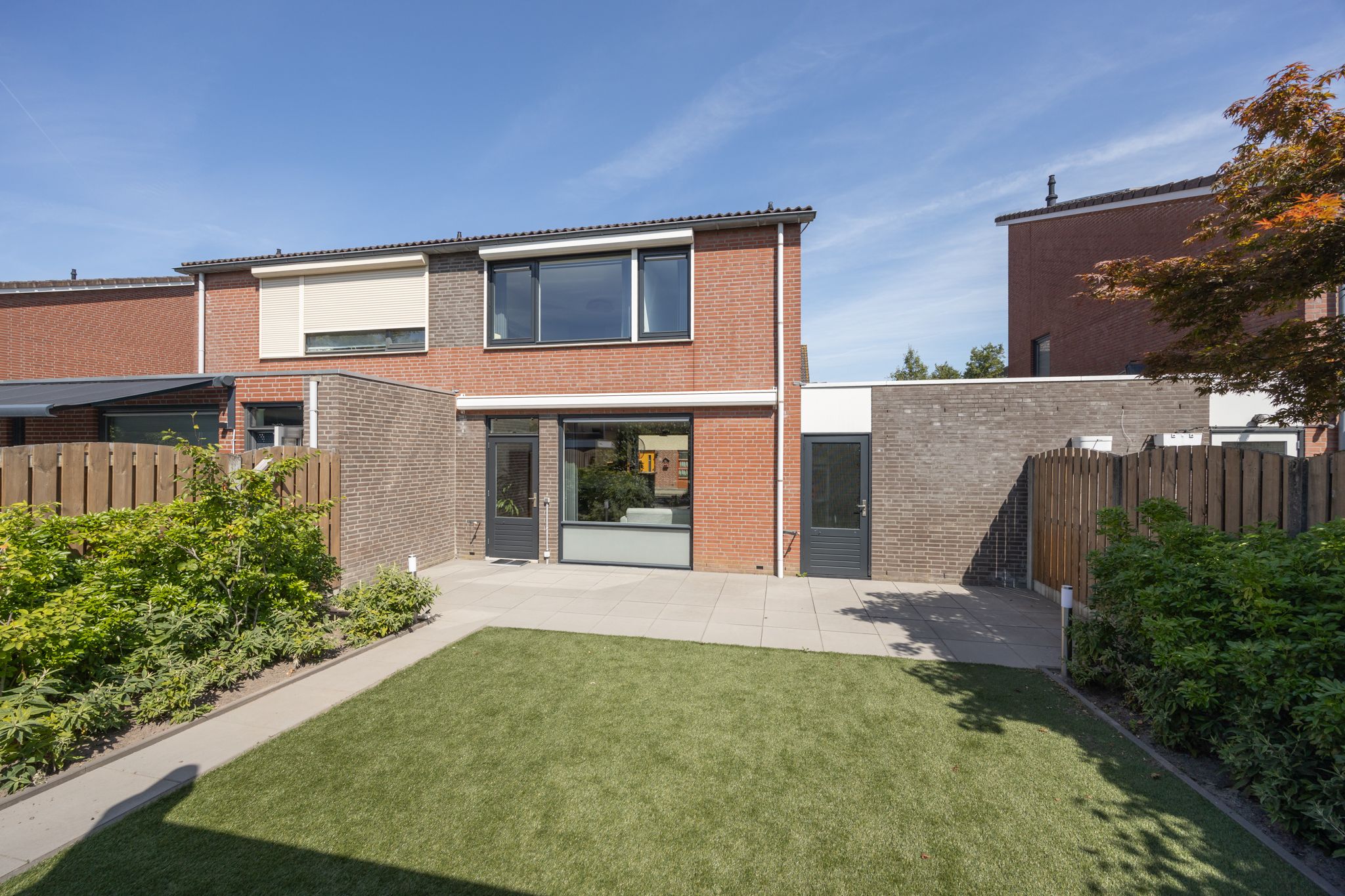 Foto 33 van Litas 12