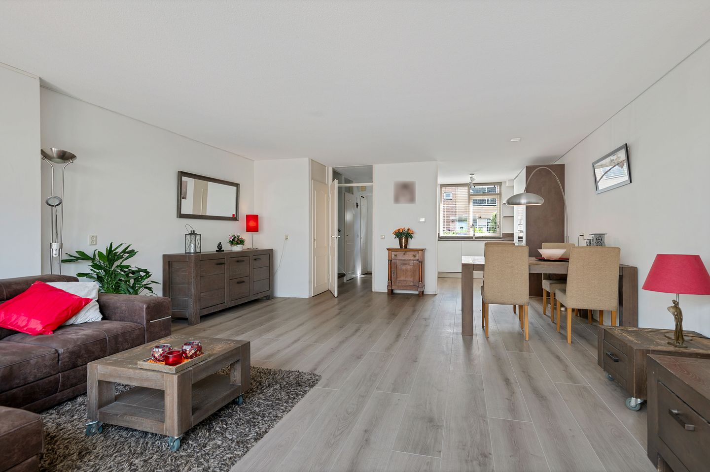 Foto 10 van Femina Mullerstraat 138